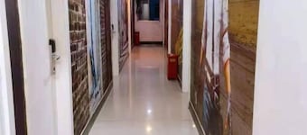 Nanwang Hotel (Shanghai Fengxian University Town)