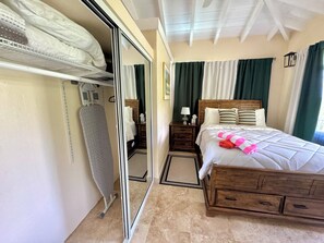 1 soverom, strykejern/-brett, wi-fi (inkludert) og sengetøy