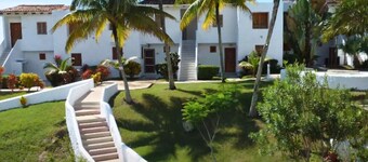 Hermosa Casa de 3 Pisos