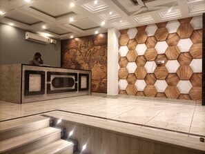 Reception - Hotel The Tark (New Delhi)