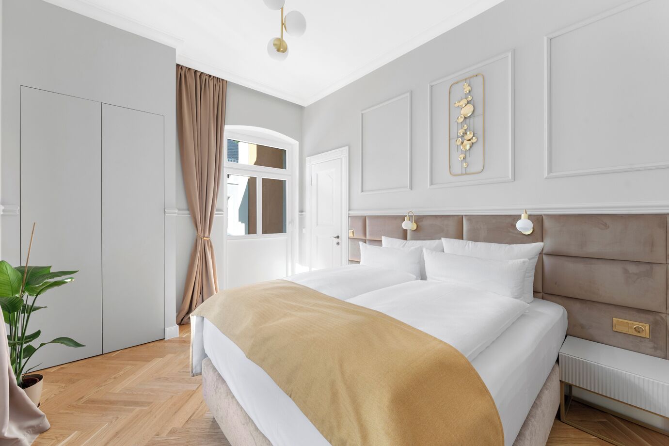 2 Schlafzimmer, Schreibtisch, Bügeleisen/Bügelbrett, WLAN