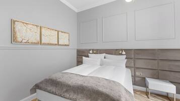 2 Schlafzimmer, Schreibtisch, Bügeleisen/Bügelbrett, WLAN