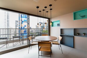 Dining - On Melo Alves NR (São Paulo)