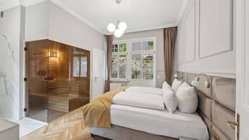 2 Schlafzimmer, Schreibtisch, Bügeleisen/Bügelbrett, WLAN