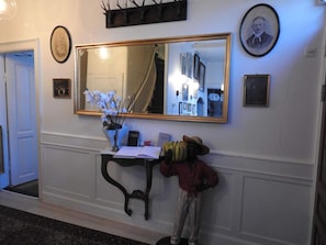House | Interior - Queen Suite in a Hotel in Tranekaer (Tranekaer)