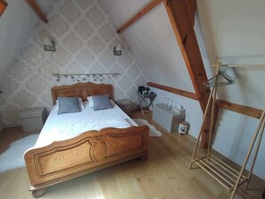4 Schlafzimmer, Bügeleisen/Bügelbrett, Reisekinderbett, kostenloses WLAN