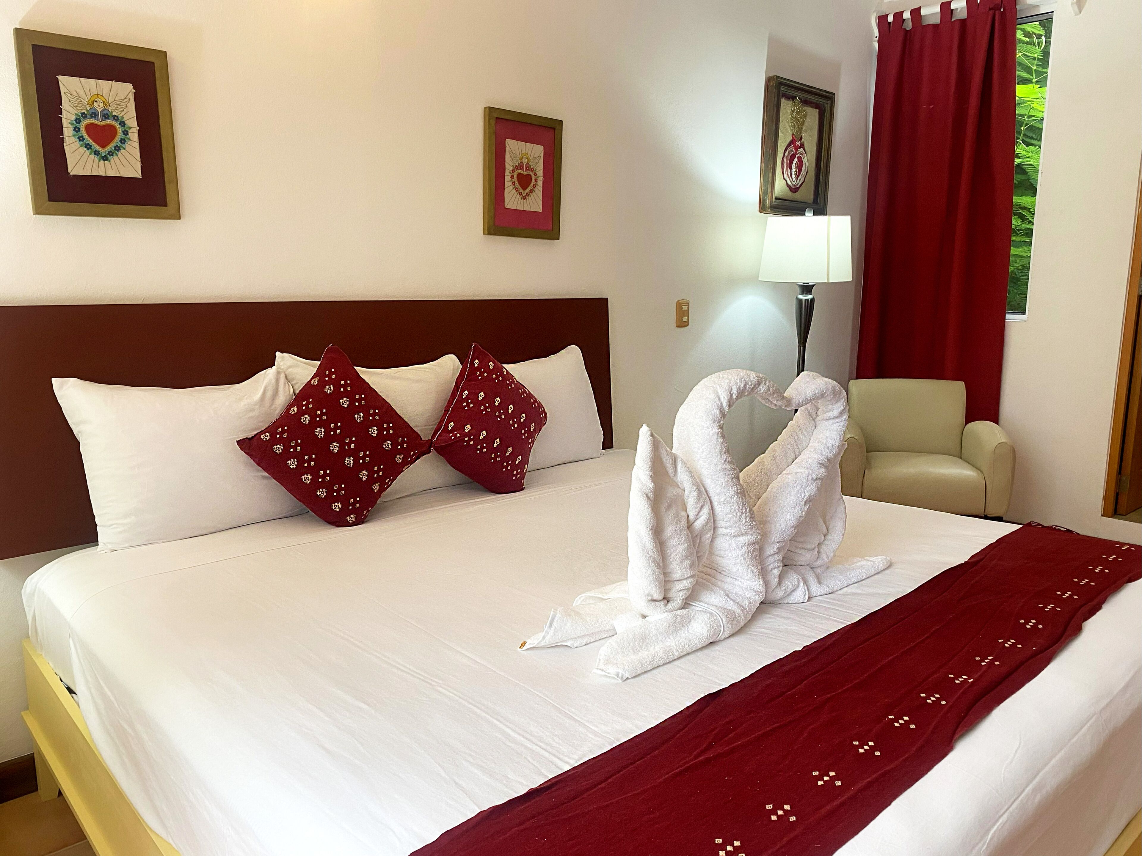 Deluxe Double Room, Courtyard View | Peti besi dalam bilik, Wi-fi percuma, cadar katil 