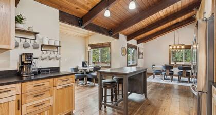 Spacious Getaway, Central Location, Family Friendly