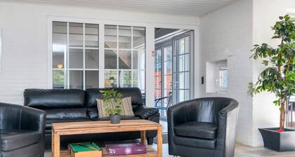 Luxury Thatched Retreat - By Traum Ferienwohnungen