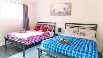 3 habitaciones, tabla de planchar con plancha y wifi gratis