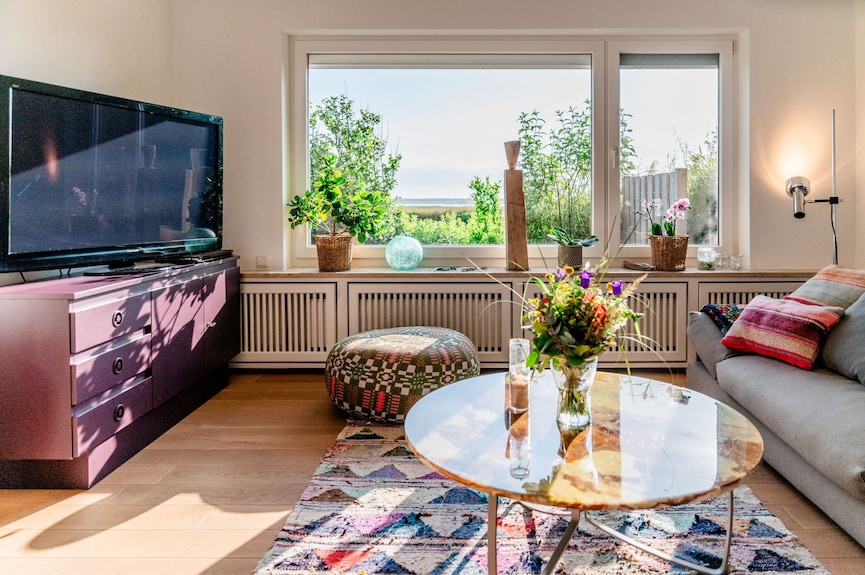 Our Vacation Home On The Jetty With Sea View, Large Garden And Modern Facilities - Husum