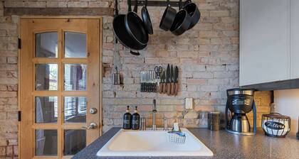 Central, Beautiful Sugarhouse Bungalow w/Fenced Yard! Bright & Full of Charm!