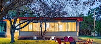 Lake Travis Cabin | Swim Cove + Wine Trail Stay
