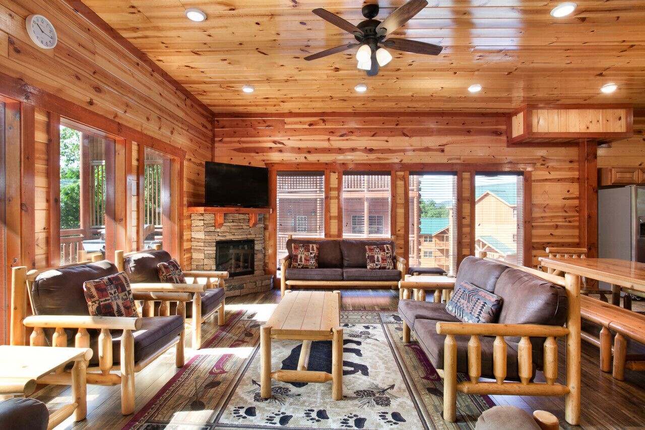 電視、壁爐、音響