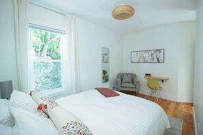 3 soverom, strykejern/-brett, reiseseng for barn og wi-fi