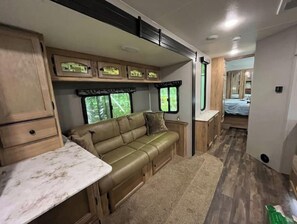 1 makuuhuone, Wi-Fi, vuodevaatteet