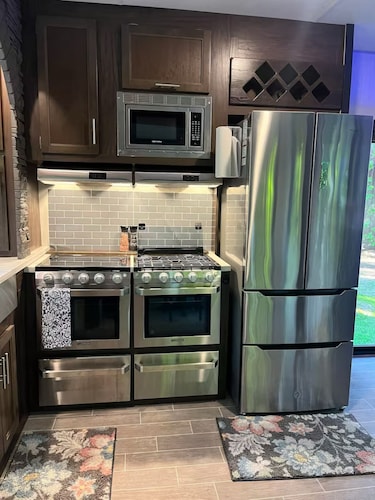 Modern RV come “GLAMP” in style.