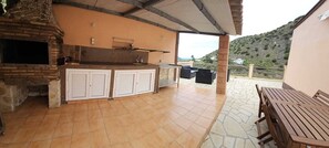 Outdoor dining - Pleasant and Quiet Rural Housing (Vallehermoso)
