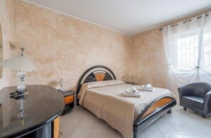 3 Schlafzimmer, Bügeleisen/Bügelbrett, WLAN, Bettwäsche