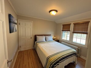 4 Schlafzimmer, Bügeleisen/Bügelbrett, WLAN, Bettwäsche