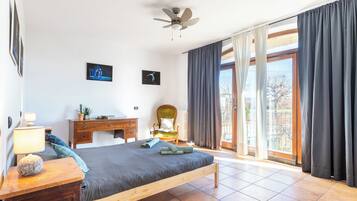 3 camere, ferro/asse da stiro, Wi-Fi gratuito, lenzuola