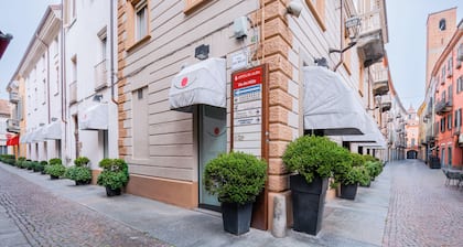 Due dei Mille - Three Bedroom Apartment, Sleeps 7