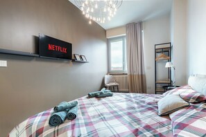 1 habitación, tabla de planchar con plancha, wifi gratis y ropa de cama 