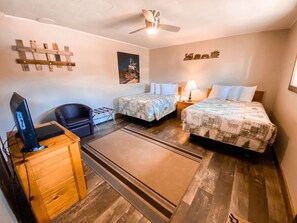1 habitación, wifi y ropa de cama