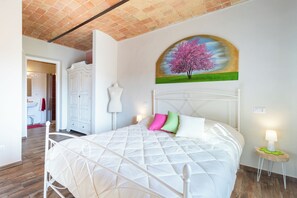 1 soverom, wi-fi (inkludert) og sengetøy