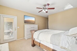 4 Schlafzimmer, Bügeleisen/Bügelbrett, WLAN, Bettwäsche
