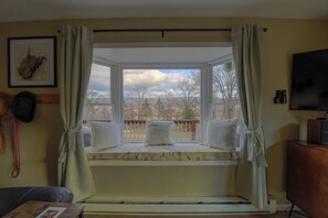 4 Schlafzimmer, Schreibtisch, Bügeleisen/Bügelbrett, Reisekinderbett