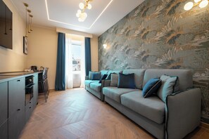 Family Quadruple Room, City View | In-room safe, desk, laptop workspace, soundproofing - Celeste Suites Vittorio Emanuele  (Rome)