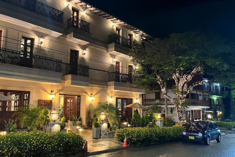 WR BOUTIQUE HOTEL