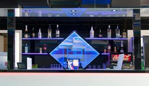 Bar (trong khuôn viên)