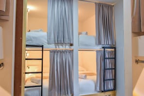 Basic Shared Dormitory, Mixed Dorm