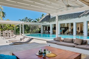 Villa | 11 bedrooms, Internet