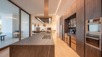 10 bedrooms, Internet