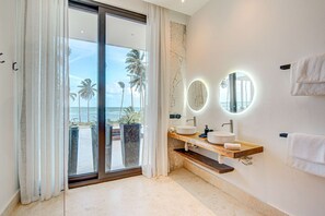 Villa - Luxury 9BR Beachfront Stunner With Private Pool (Las Terrenas)