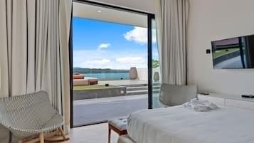 Villa | 5 bedrooms, Internet