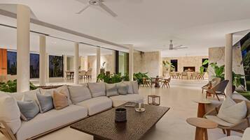 Villa | 5 bedrooms, Internet