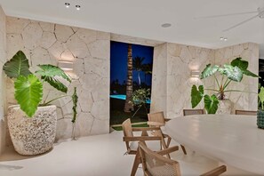 5 bedrooms, Internet - Magnificent 5BR Modern Tropical Villa With Pool (Punta Cana)