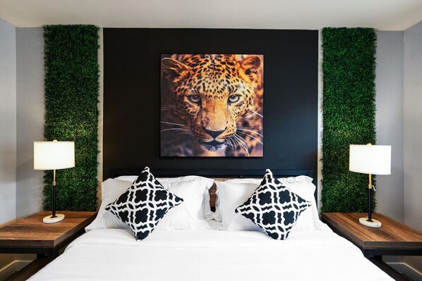 2 slaapkamers, een bureau, een strijkplank/strijkijzer, wifi