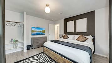 4 bedrooms, desk, iron/ironing board, WiFi