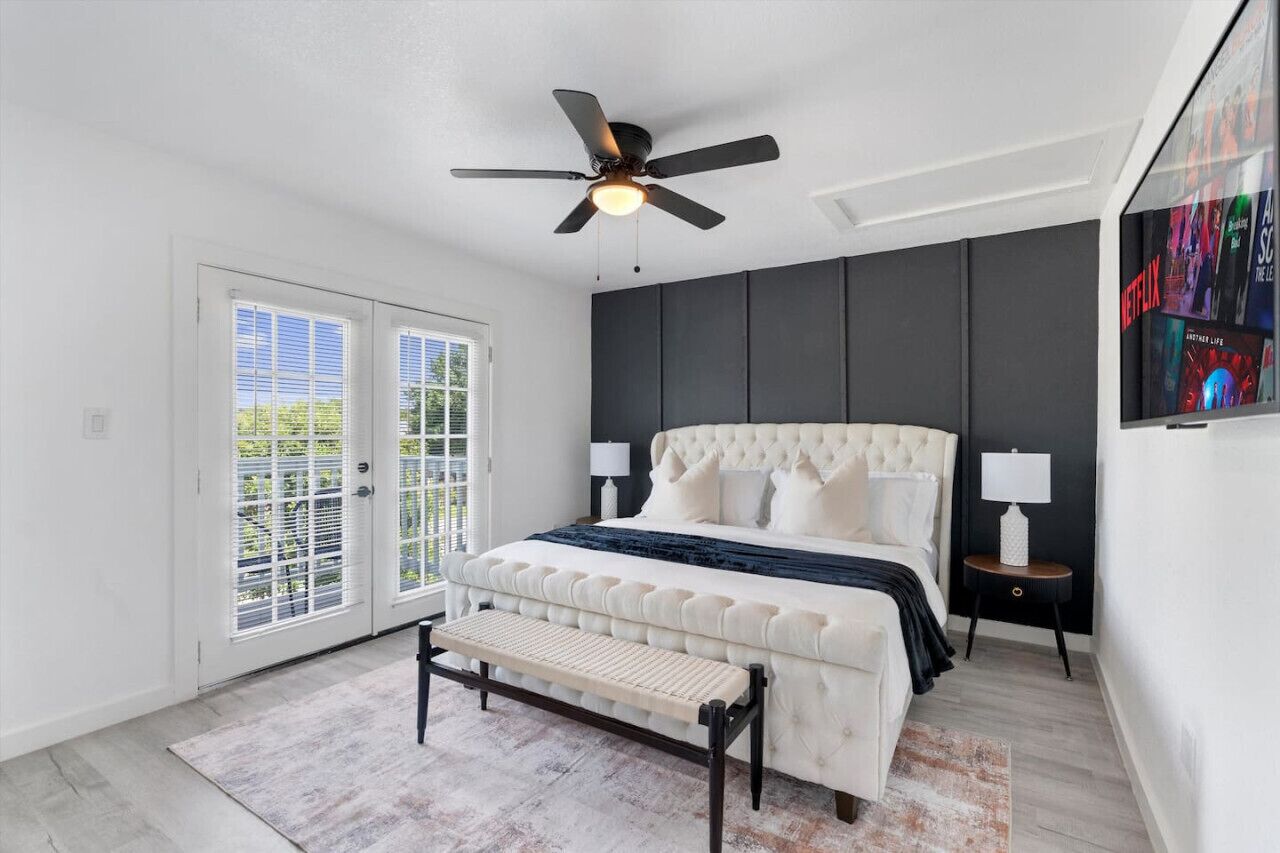 2 Schlafzimmer, Schreibtisch, Bügeleisen/Bügelbrett, WLAN