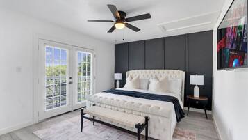 2 soveværelser, skrivebord, strygejern/strygebræt, Wi-Fi