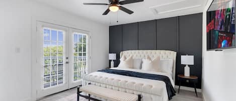 2 habitaciones, escritorio, tabla de planchar con plancha y wifi