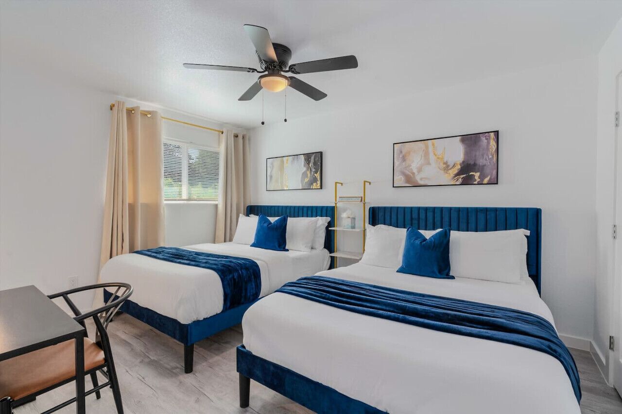 2 Schlafzimmer, Schreibtisch, Bügeleisen/Bügelbrett, WLAN