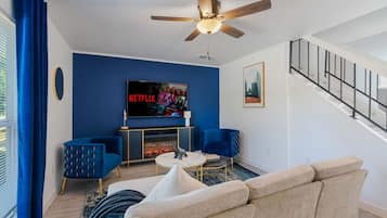 Fernseher, Stereoanlage