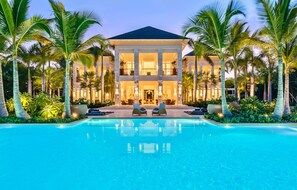 Vila | 6 quartos, acesso à internet de alta velocidade