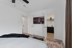 2 chambres, bureau, fer et planche à repasser, Wi-Fi